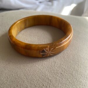 VTG Marbled Carved Bakelite Bangle Bracelet Butterscotch Amber Floral Starburst